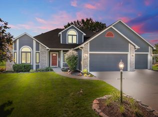 612 Timberlake Trl, Fort Wayne, IN 46804