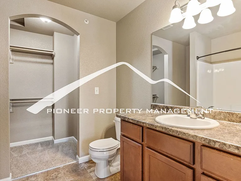 4334 Yellow Dock Point — Photo 10