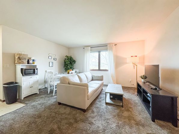 2601 University Ave #101