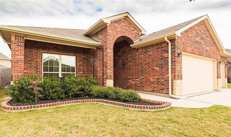 1st image of 5212 Molasses Dr