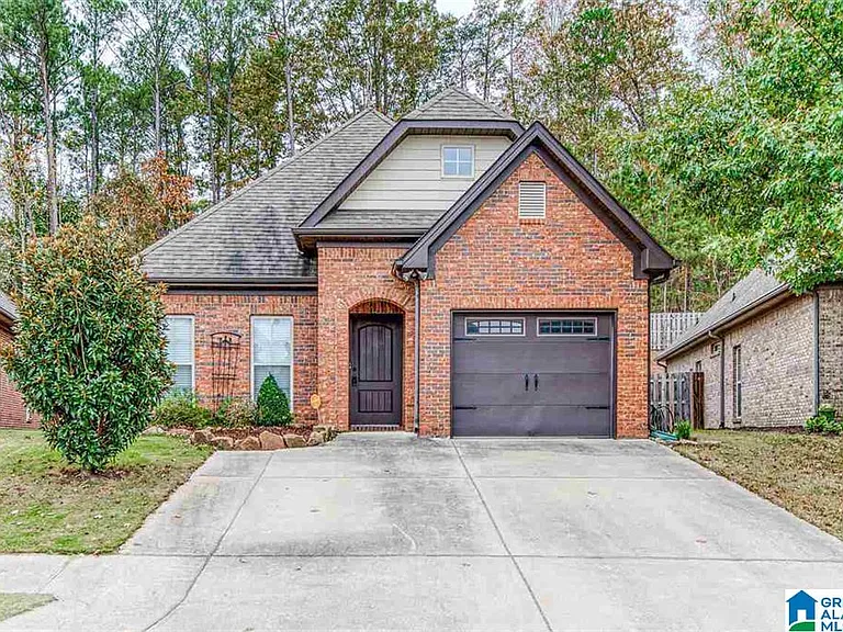 366 Kingston Cir — Photo 1
