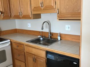 7422 Woodview St APT 2, Westland, MI 48185