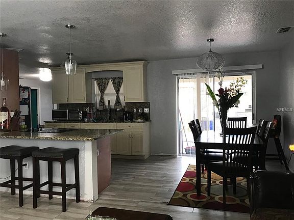 4th image of 344 Cocoa Ct