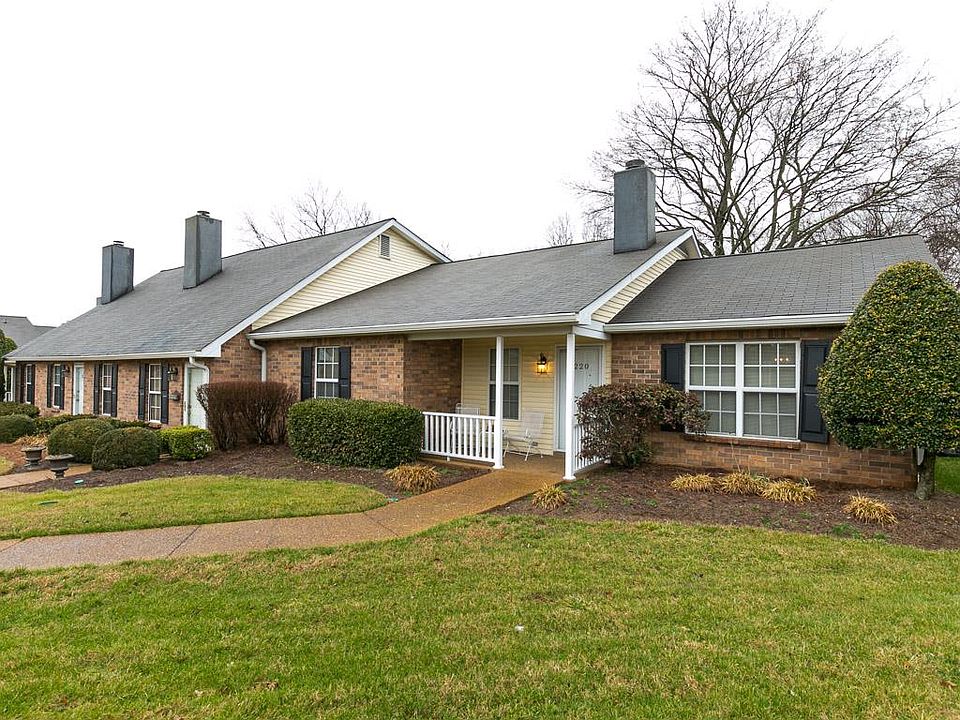 1st image of 220 Cottage Pl