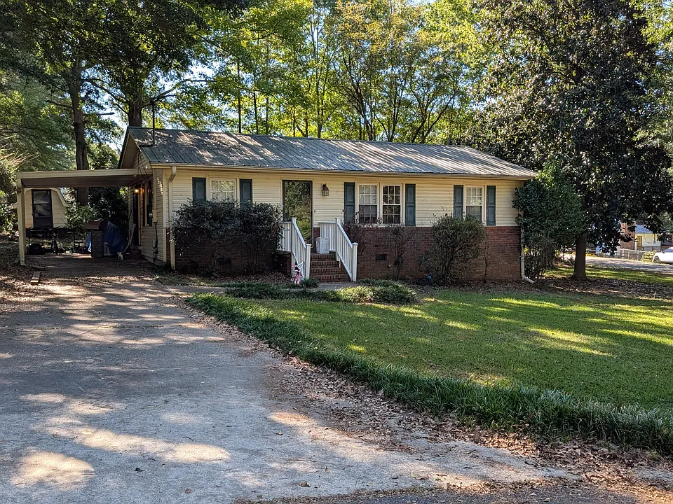 43 Locust St
