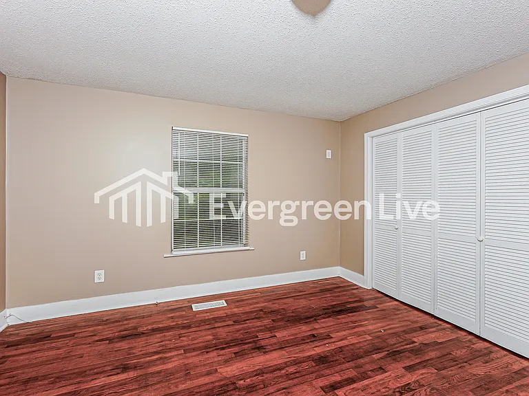 1832 Circlewood Dr — Photo 12