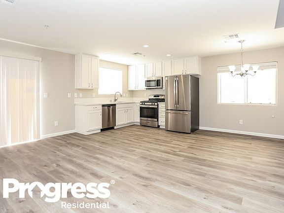 4th image of 3131 Inlet Bay Ave