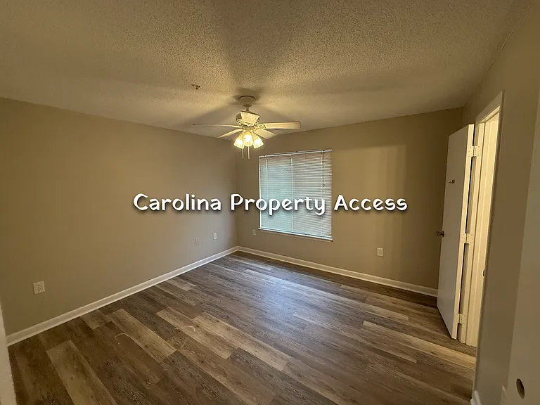 1401 Collegiate Cir #202 — Photo 14