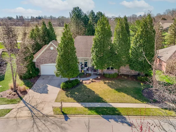 5127 Copperwood Dr, Greenwood, IN 46143