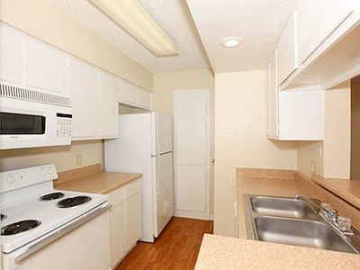 5th image of 2331 Bammelwood Dr APT 260