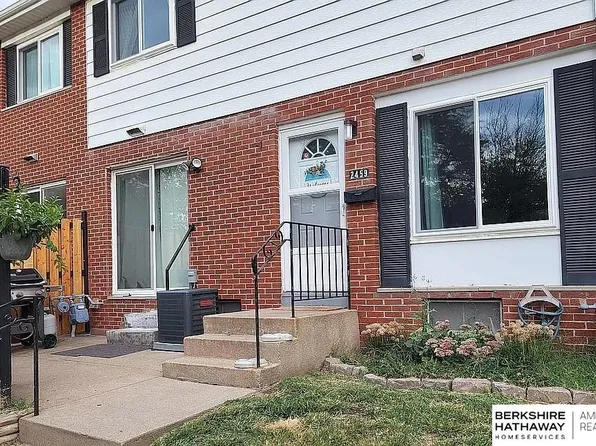 2459 S 3rd Plz, Omaha, NE 68108