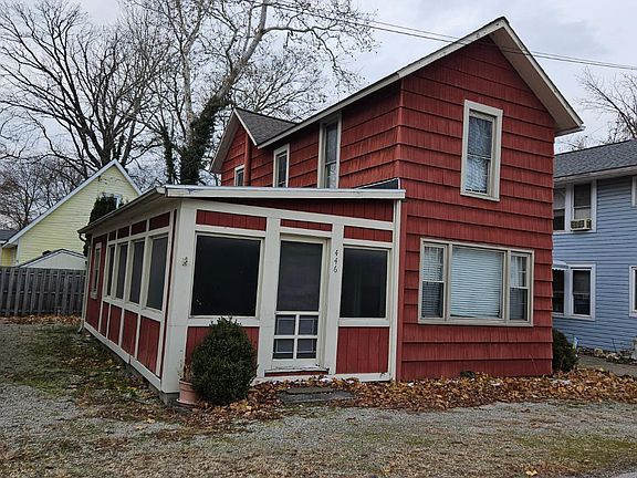 2nd image of 446 Lynn Ave