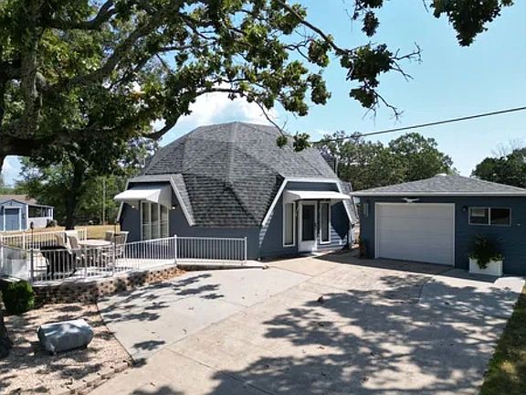 5th image of 22992 Farm Road 1260