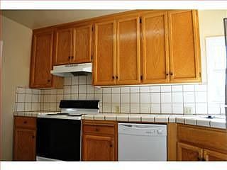 4th image of 1649 Willowhurst Ave
