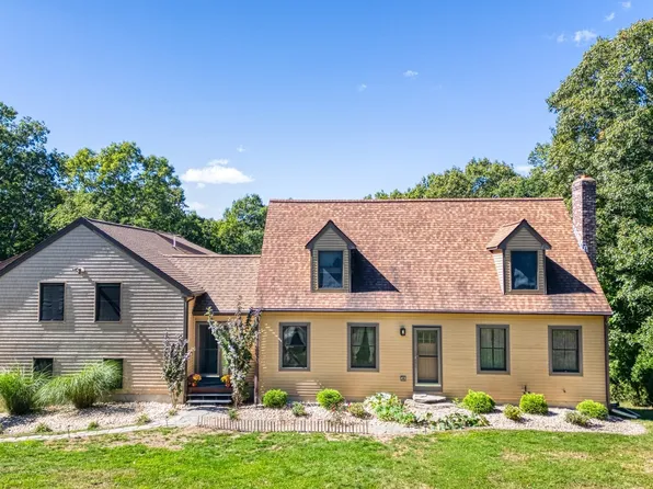 121 Wallum Lake Rd, Douglas, MA 01516
