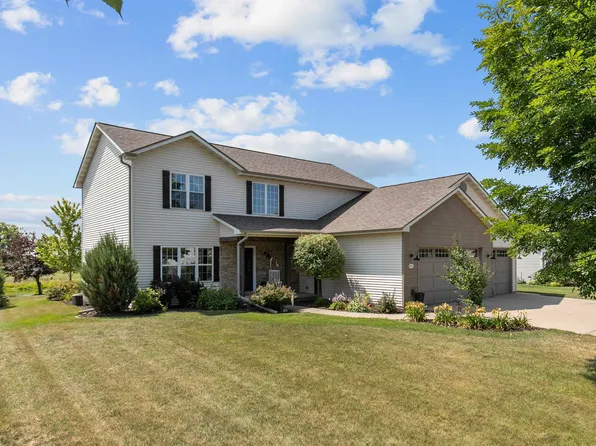 W6967 Glen Valley Dr, Greenville, WI 54942