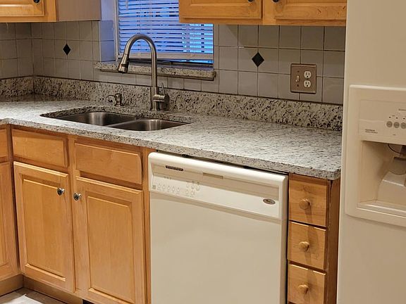 5th image of 5104 La Mancha Ct #3