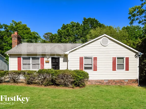 814 Dewey St, Gastonia, NC 28054