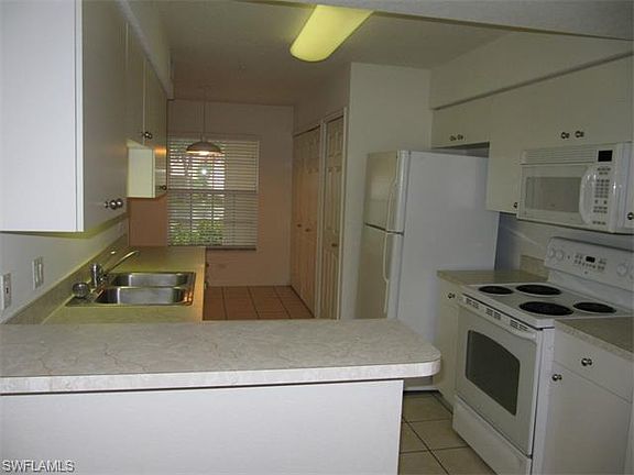 5th image of 26661 Rosewood Pointe Cir Unit 103