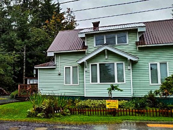 3rd image of 301 Haugen Dr