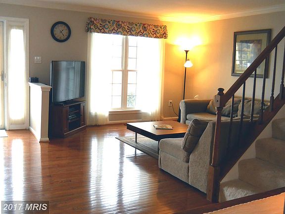 2nd image of 3118 Saint Florence Ter
