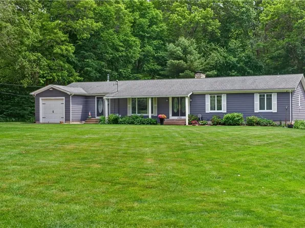 293 Byron Randall Rd, Scituate, RI 02857