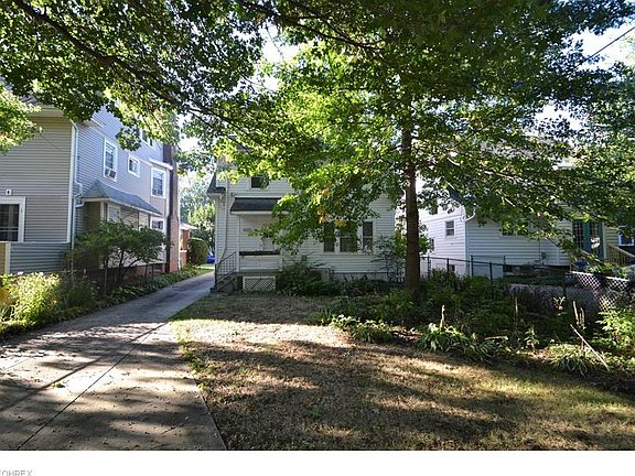 3rd image of 12614 Arliss Dr
