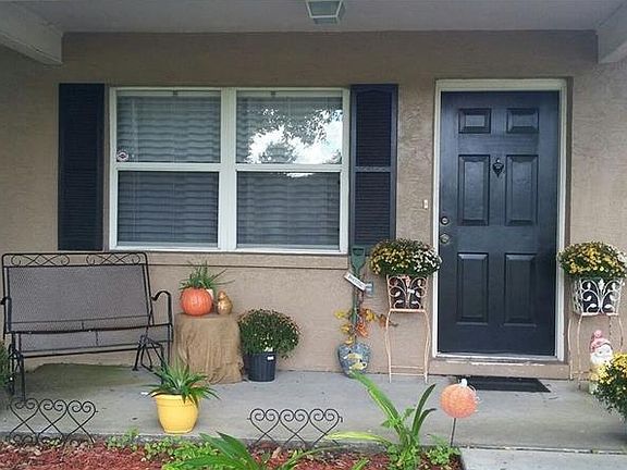 2nd image of 5840 Lakewood Ln