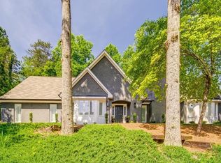 280 Saddle Creek Dr, Roswell, GA 30076