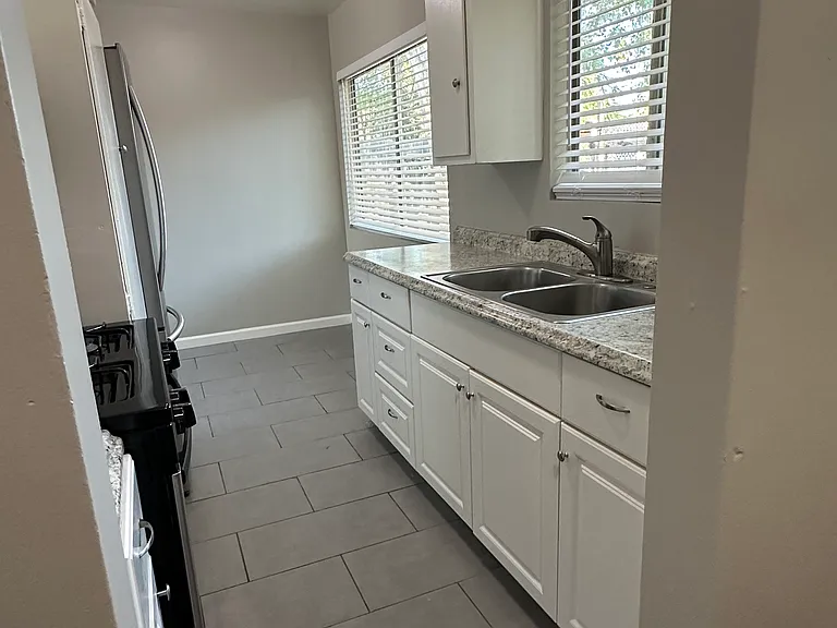 7127 Perris Hill Rd #7127 — Photo 3
