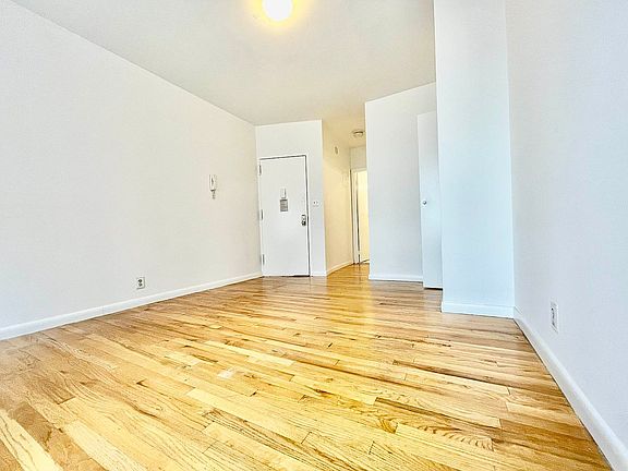 2nd image of 426 E 77th St APT 2FW