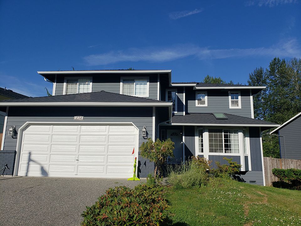 1st image of 232 118th Dr NE