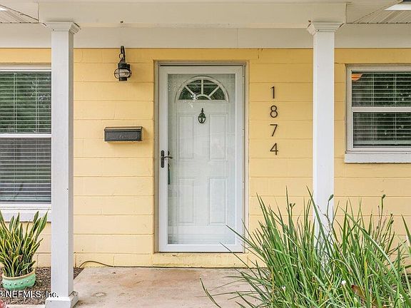 3rd image of 1874 ARDEN Way