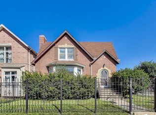 5636 W Augusta Blvd, Chicago, IL 60651