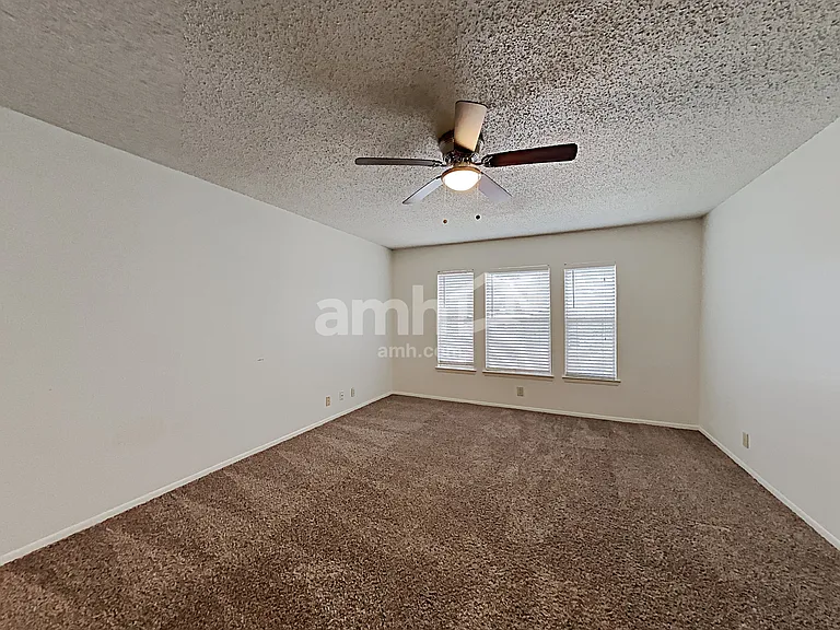 13352 Pecan Glade — Photo 10