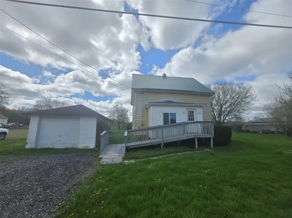 7163 Belle Rd, Harborcreek, PA 16421