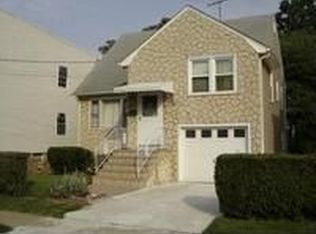 115 W 17th St, Linden, NJ 07036