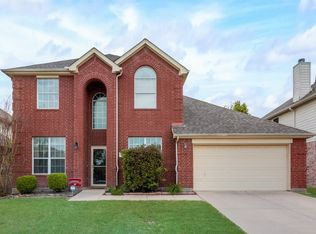 5136 Bayview Dr, Fort Worth, TX 76244