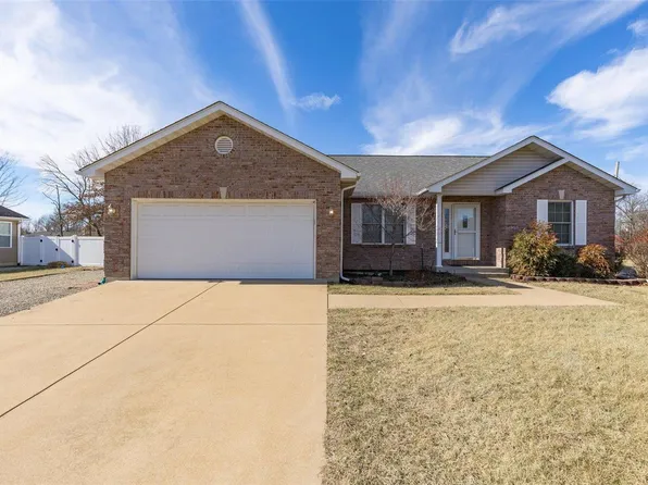1567 Coyote, Farmington, MO 63640