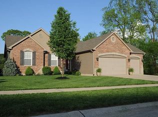 1036 Amber View Dr, Imperial, MO 63052