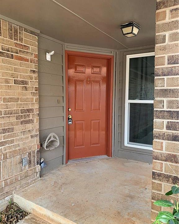 2nd image of 7731 NW 105th Ter