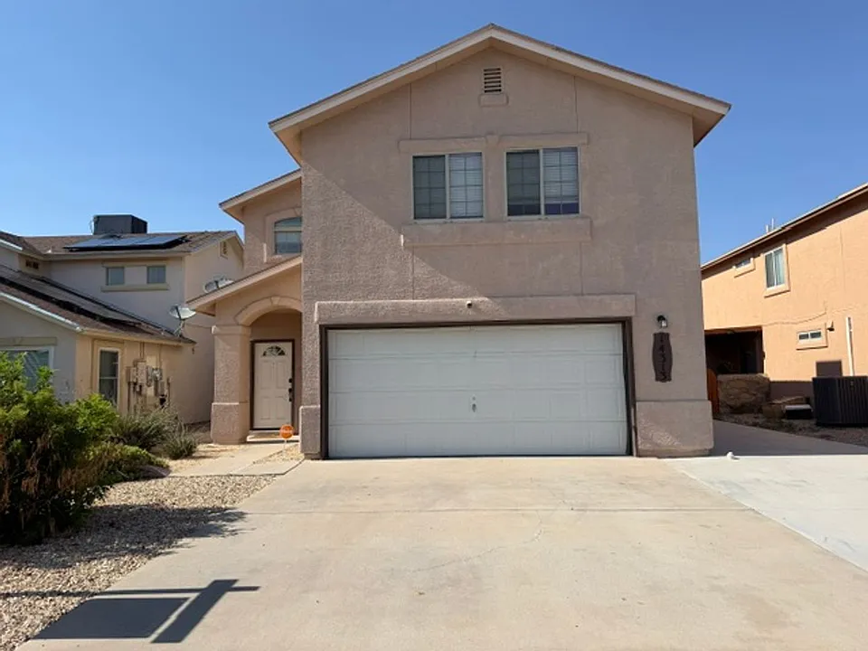 14313 Island Point Dr