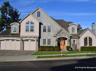 615 Oak Meadow Dr, Lake Oswego, OR 97034