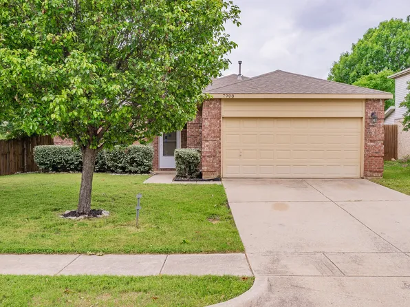 7908 Mirror Rock Ln, Denton, TX 76210