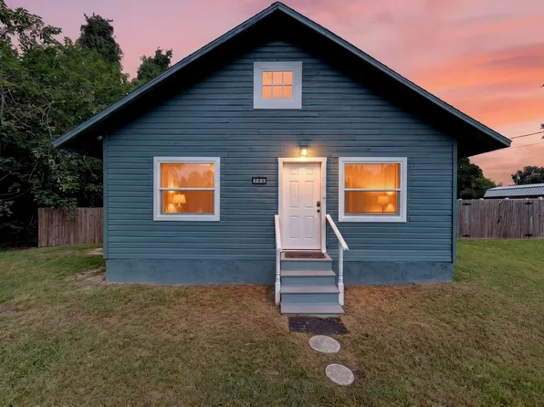 705 NW 64th Pl, Ocala, FL 34475