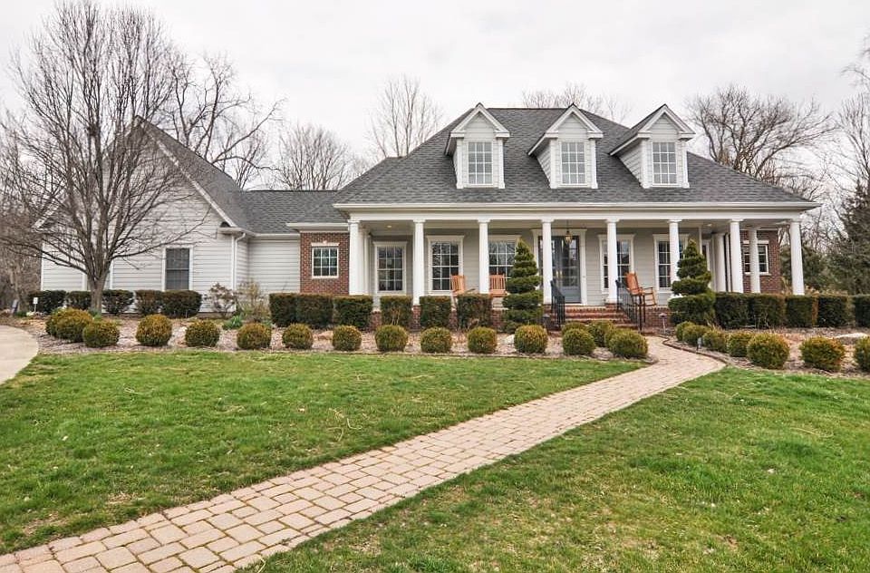 1st image of 3930 Glen Eagles Pl