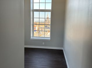 1199 Central Ave #302, Dubuque, IA 52001
