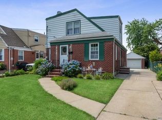 60 Mary St, Valley Stream, NY 11580