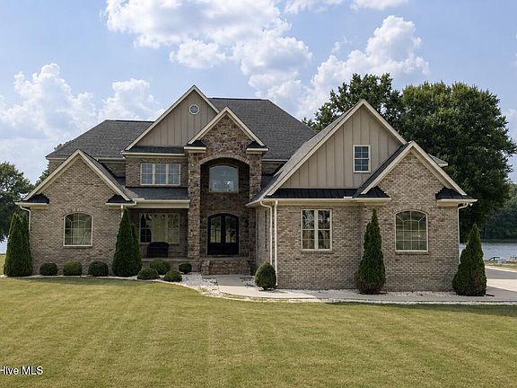 3rd image of 6344 Golden Pond Road