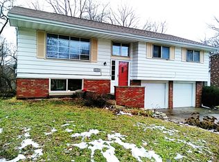 1635 N Autumn Ln, Peoria, IL 61604